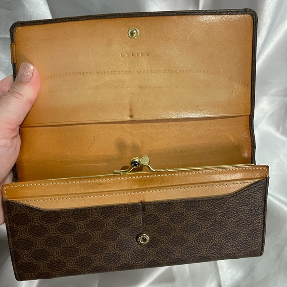 CELINE Vintage Kisslock Macadam logo coated canvas embossed long wallet - Picture 5 of 12
